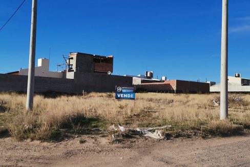 LOTE EN VENTA ESQUINA ZONA COMERCIAL