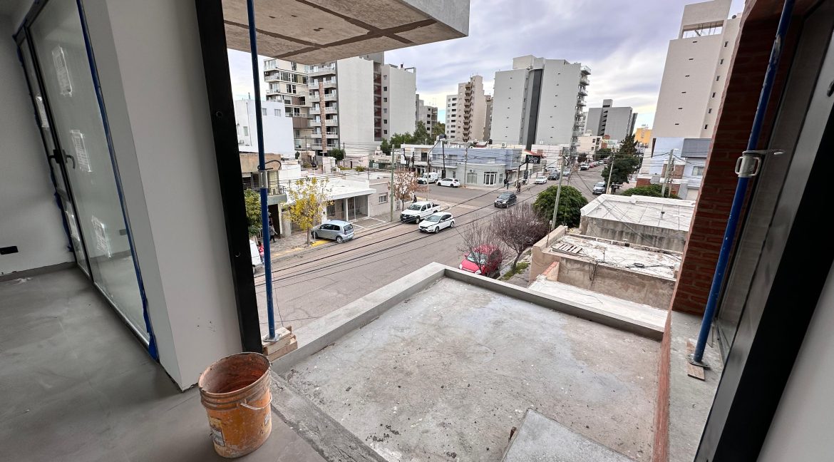 Oficinas en alquiler a estrenar edificio Tetris Puerto Madryn