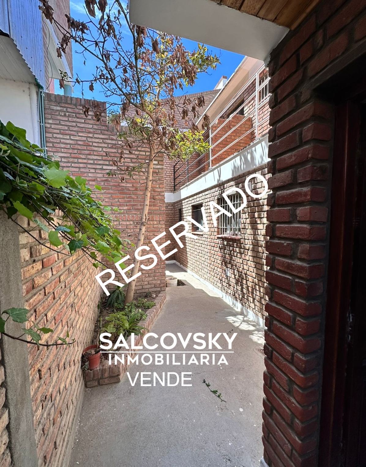 Duplex en venta Excelente ubicación! barrio Sur de Puerto Madryn de 2 dormitorios a 1 cuadra de la Playa!