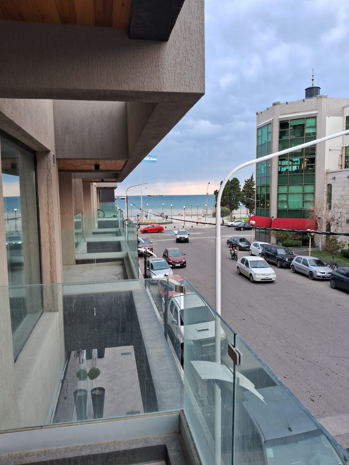 Suntuoso departamento, excelente ubicación Av. Julio A Roca y 28 de julio Puerto Madryn a pasos de la Playa!